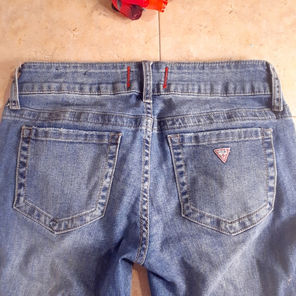🔵 3/$30 Guess Jeans♡ - Picture 5 of 11